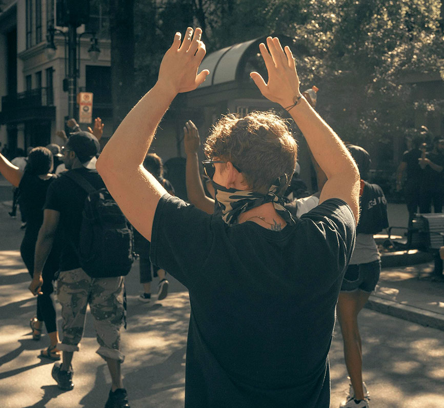 Is it wise for advertisers to address polarizing issues on social media platforms?